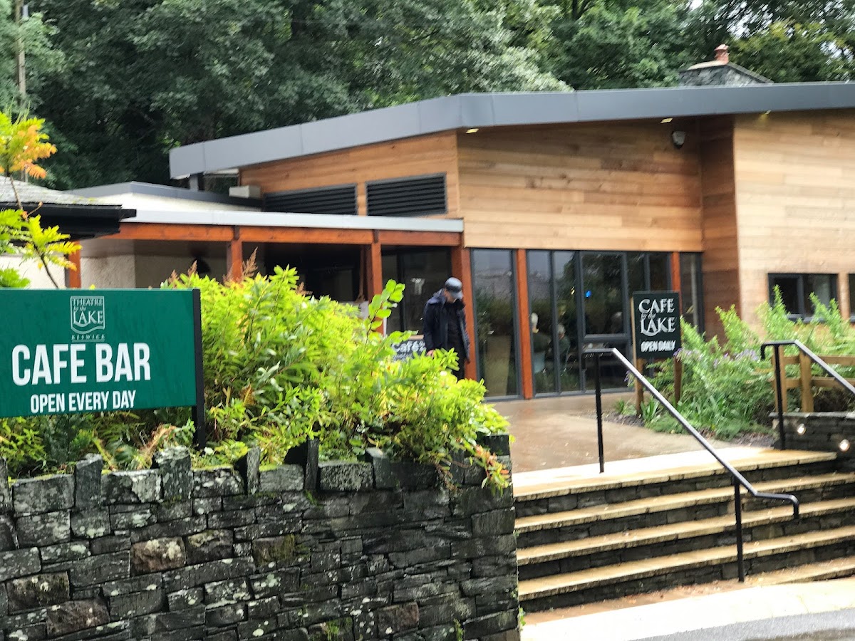 Lakeside Cafe Restaurant