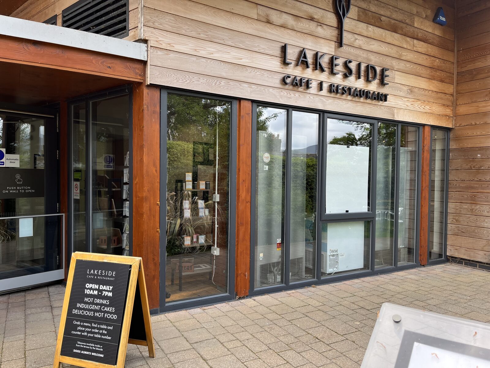 Lakeside Cafe Restaurant photo 2