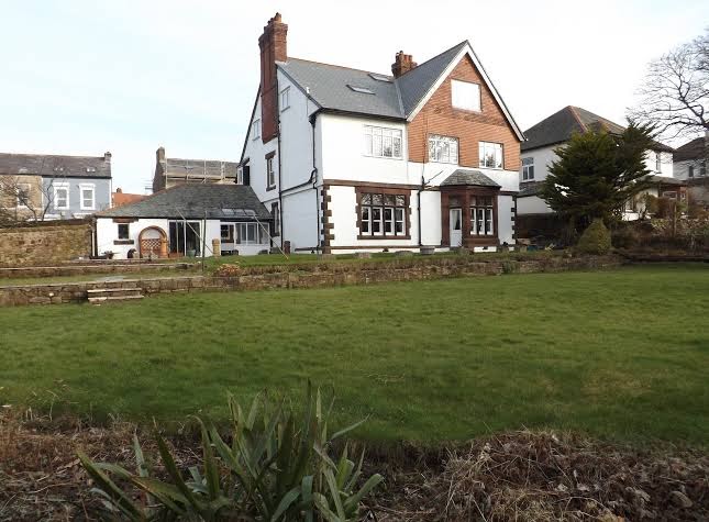 Glenard Guest House