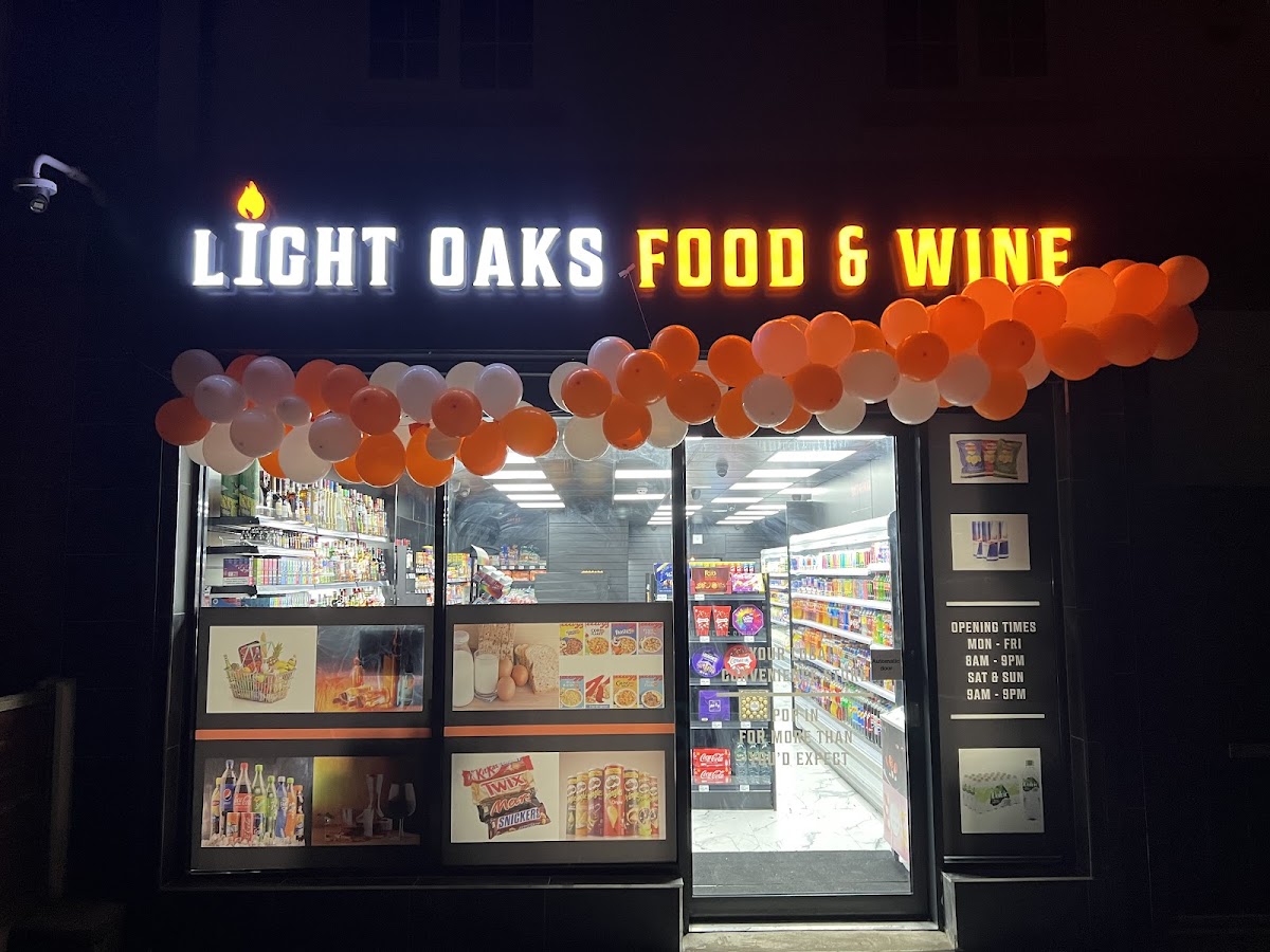 Light Oaks Food And Wine