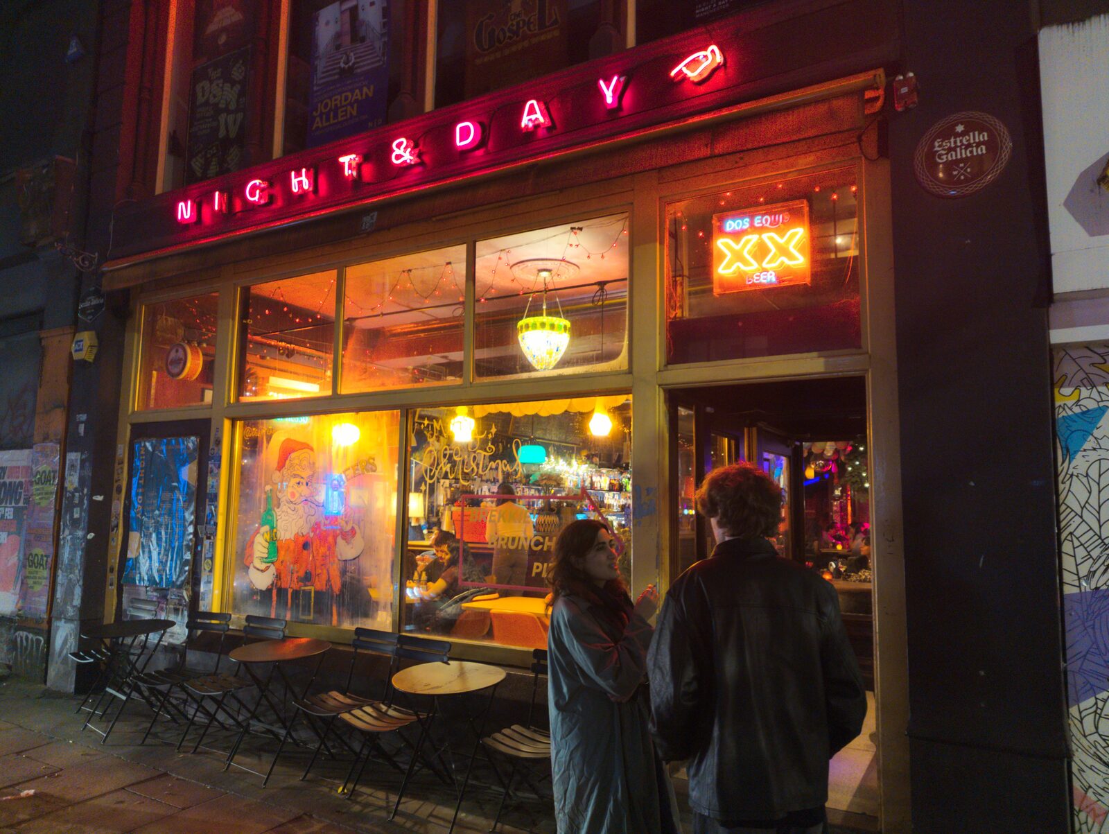 Night \& Day Cafe