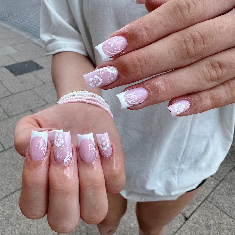 Urmston Nails & Spa