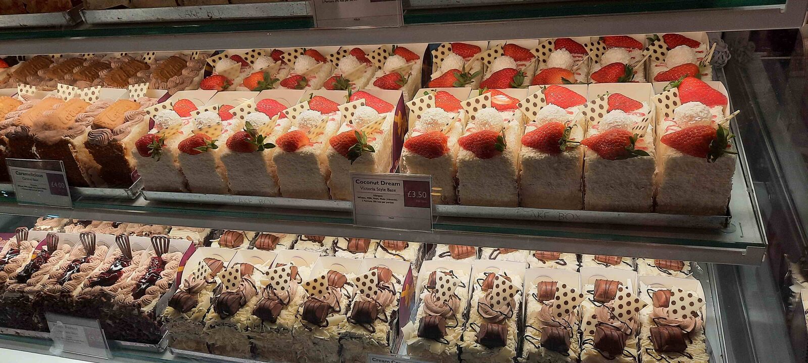 Cake Box Trafford Centre