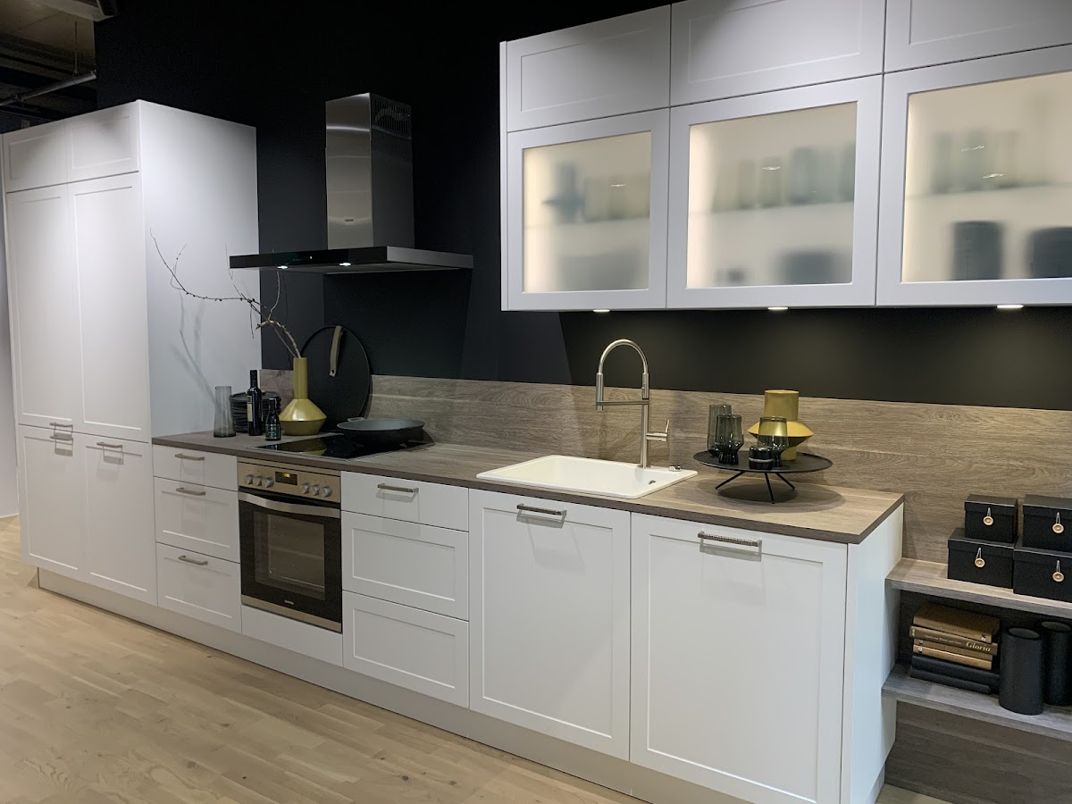 Lakeland Kitchens and Bathrooms