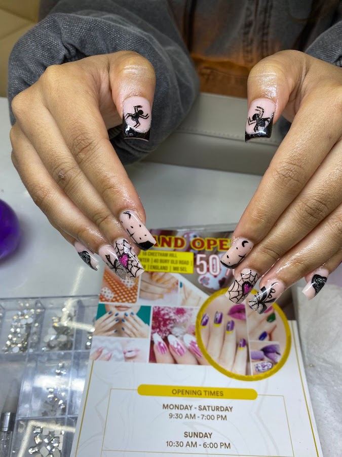 LA Nails Spa & Beauty