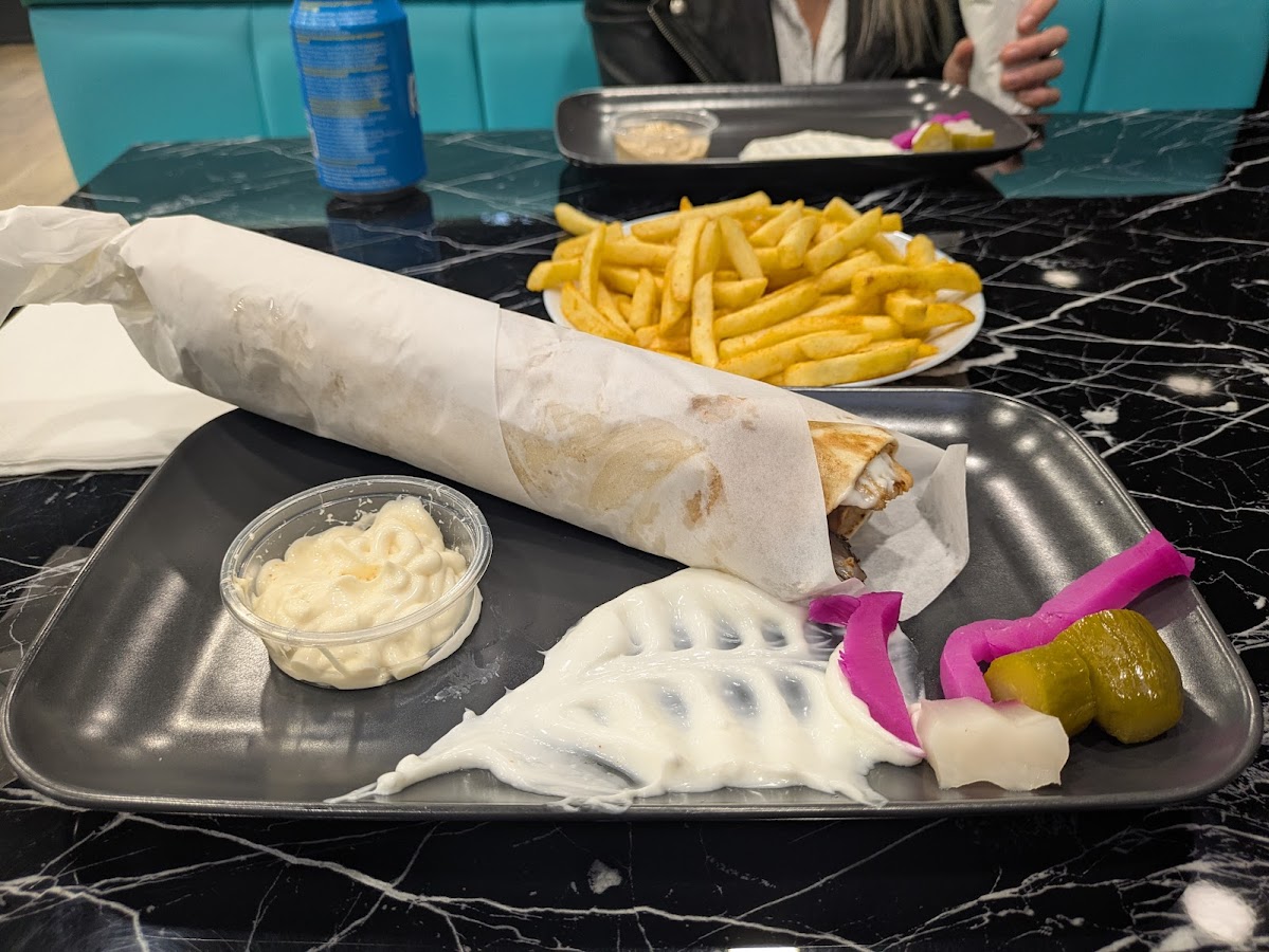 Mo Mo's Kitchen