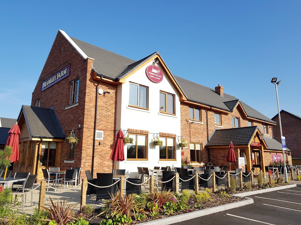 Bramley Farm - Farmhouse Inns