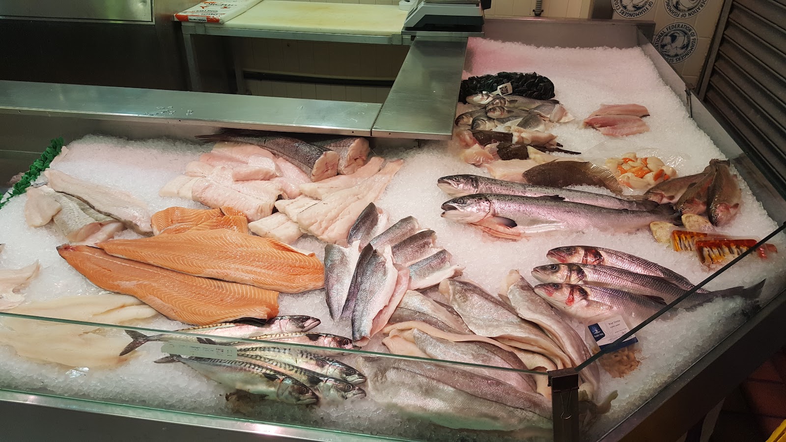 Sale Fish And Seafoods