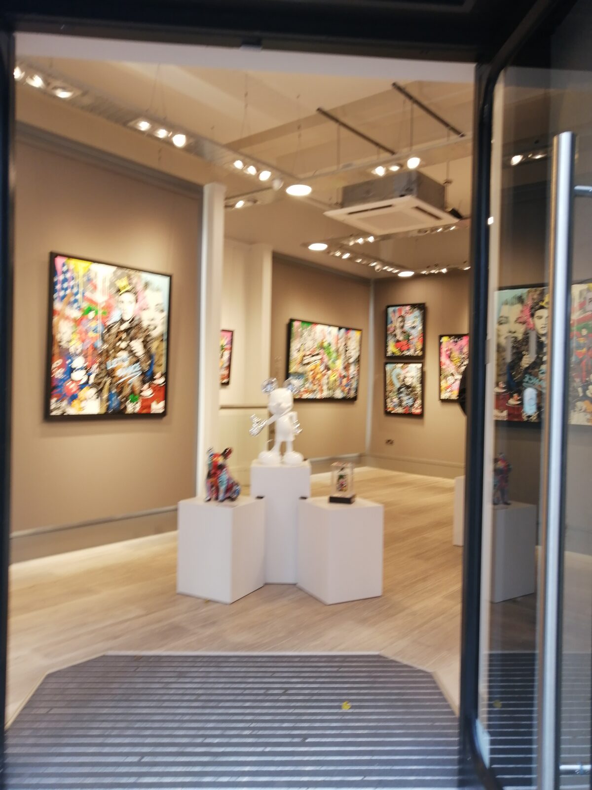 Clarendon Fine Art Manchester photo 4