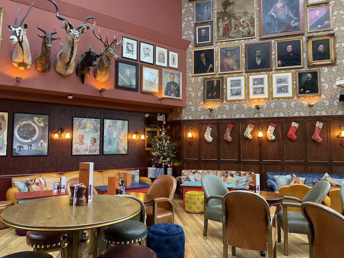 Cosy Club
