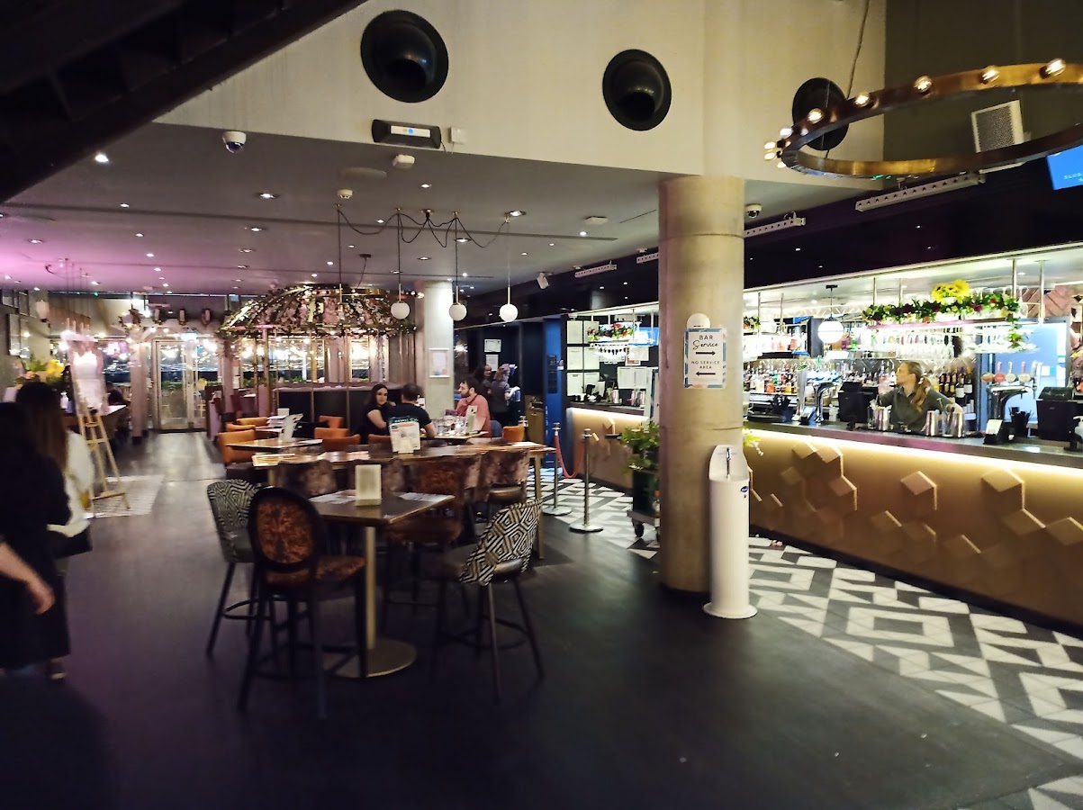 Slug & Lettuce - Spinningfields Manchester