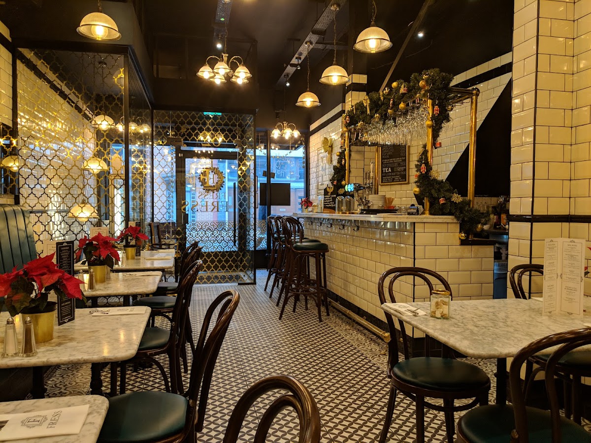 Fress Restaurant & Bar