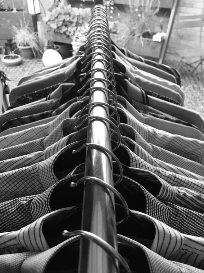 Julie's ironing & laundry service ( pick up & drop off service )
