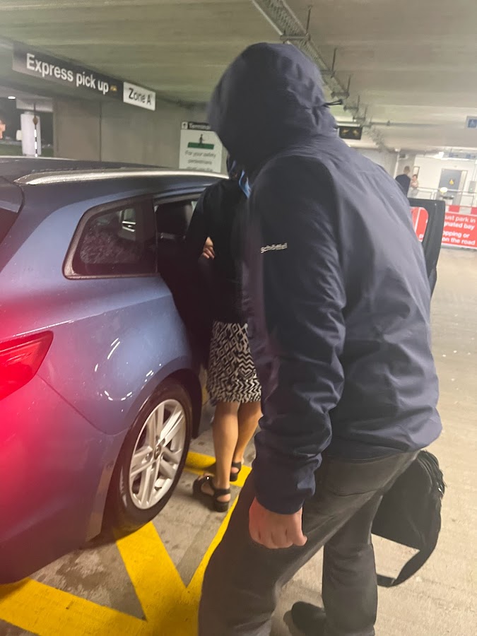Transfers 247 - Airport Taxi Services Manchester