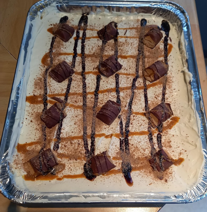 Pattys Tray Bakes & Cheese Cakes