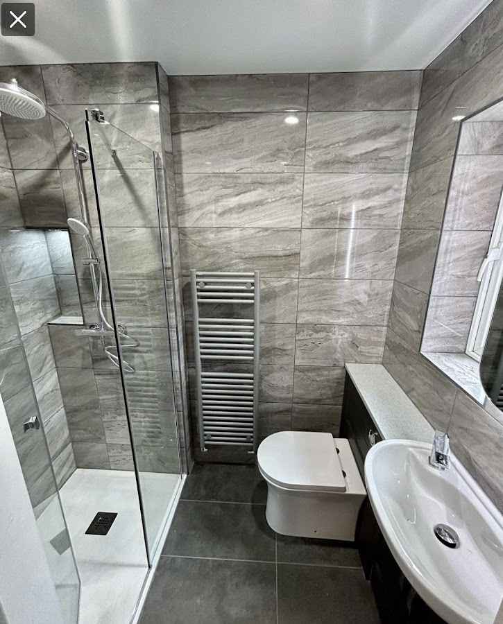 Lettice tiling and plastering