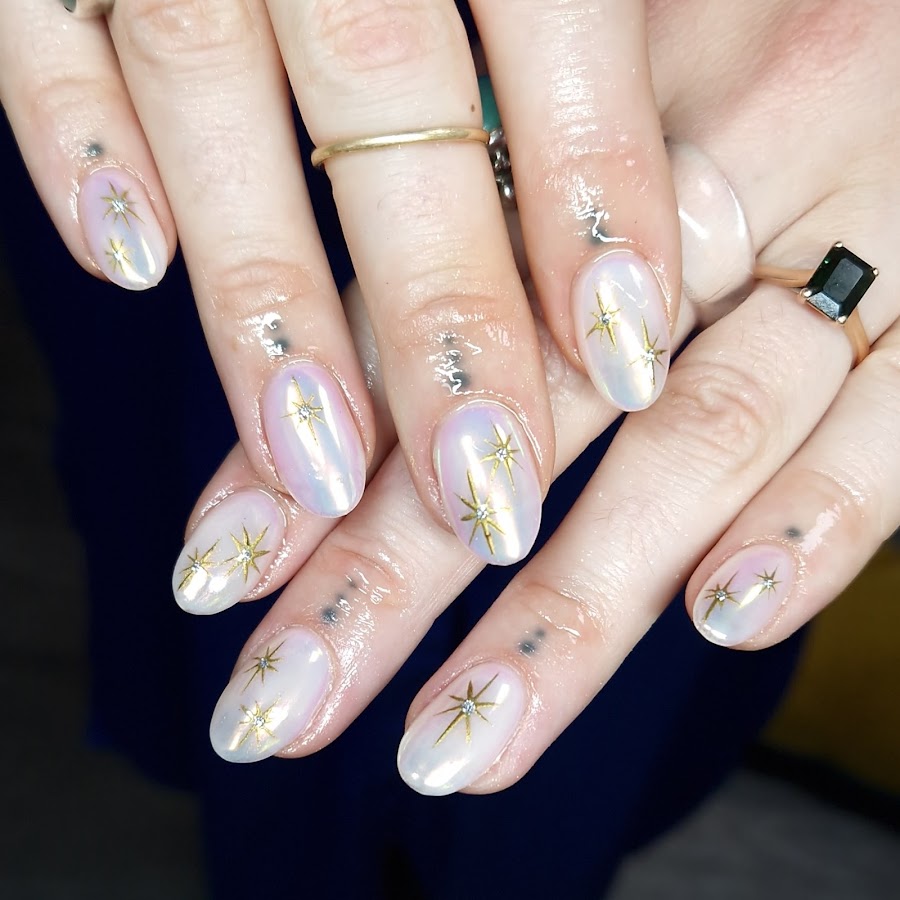Idle Hands Nail Studio