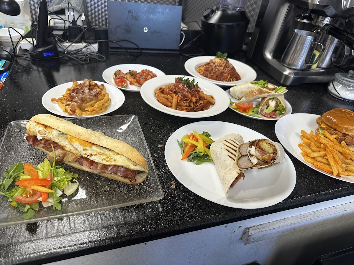 Papa's Cafe and cuisine