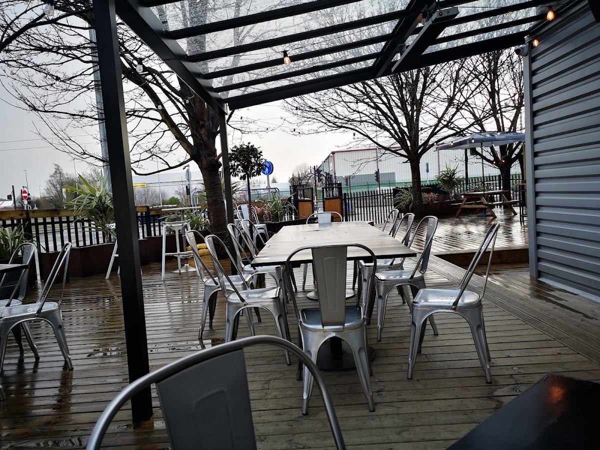 Six Trees Kitchen