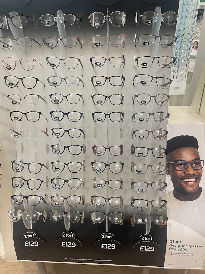 Specsavers Opticians and Audiologists - Fallowfield