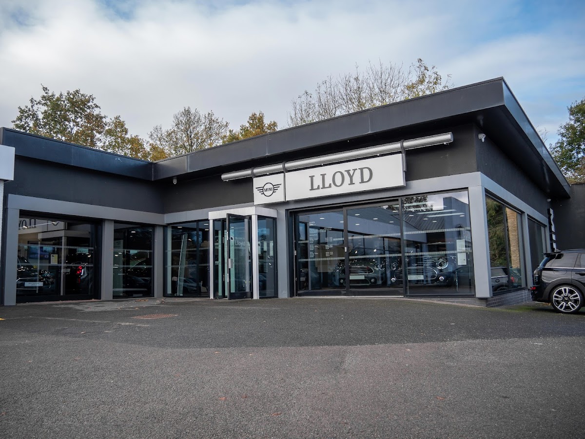 Lloyd Cockermouth MINI