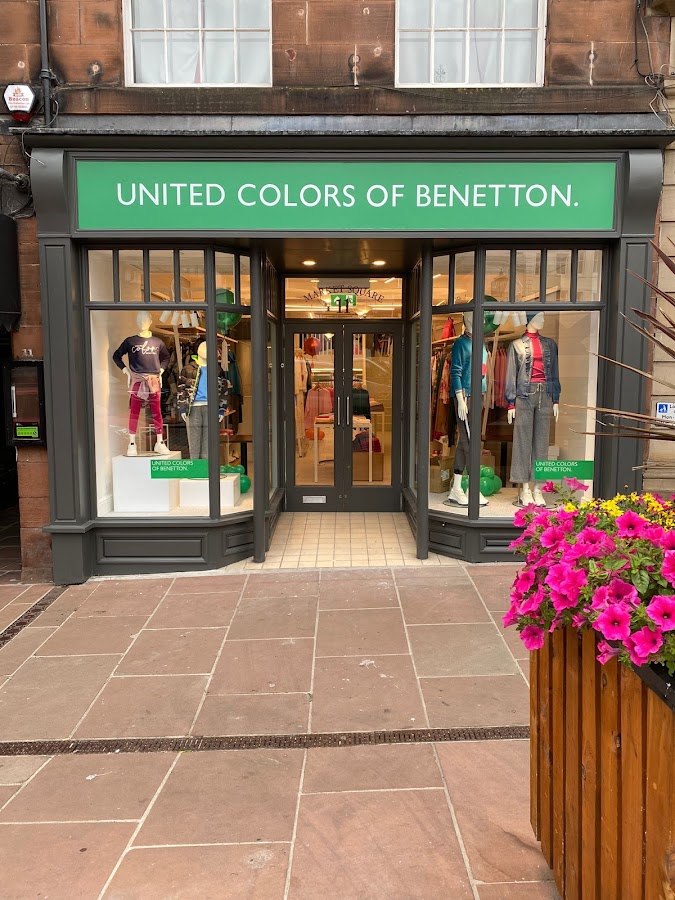 United Colors Of Benetton.