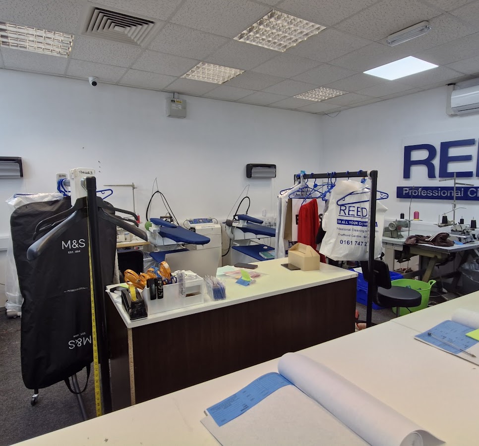 Reeds Professional Cleaning and Alterations