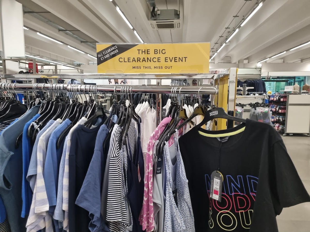 M&S Outlet