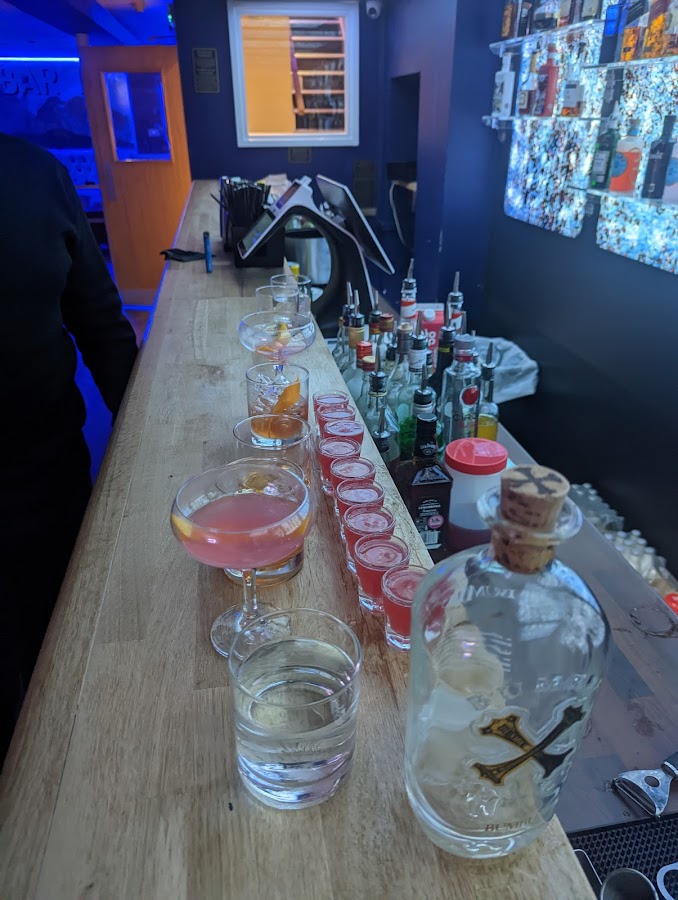 Bar 11