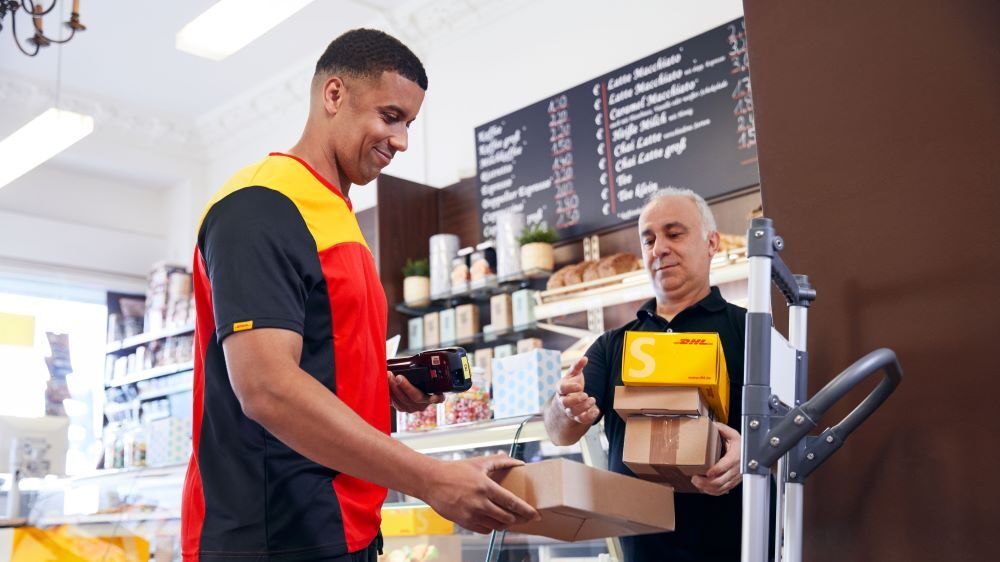 DHL eCommerce ServicePoint MANCHESTER