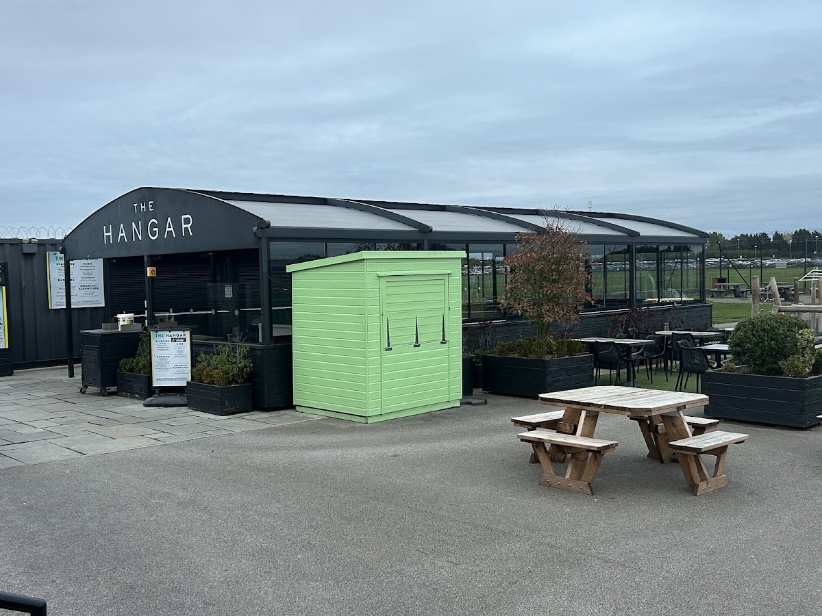 The Beer Garden Pub - Manchester Airport