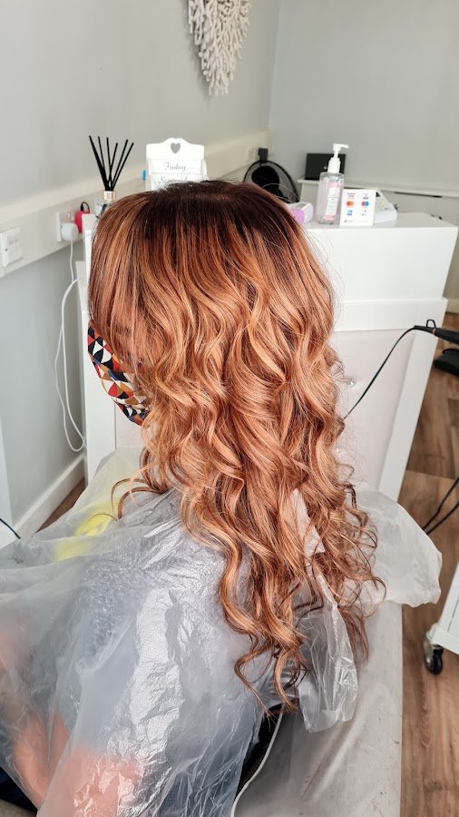 E.L.M hair