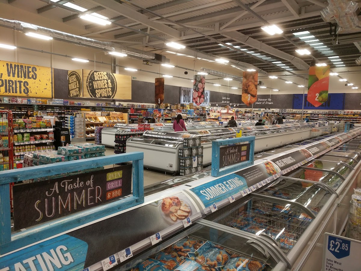 The Food Warehouse by Iceland
